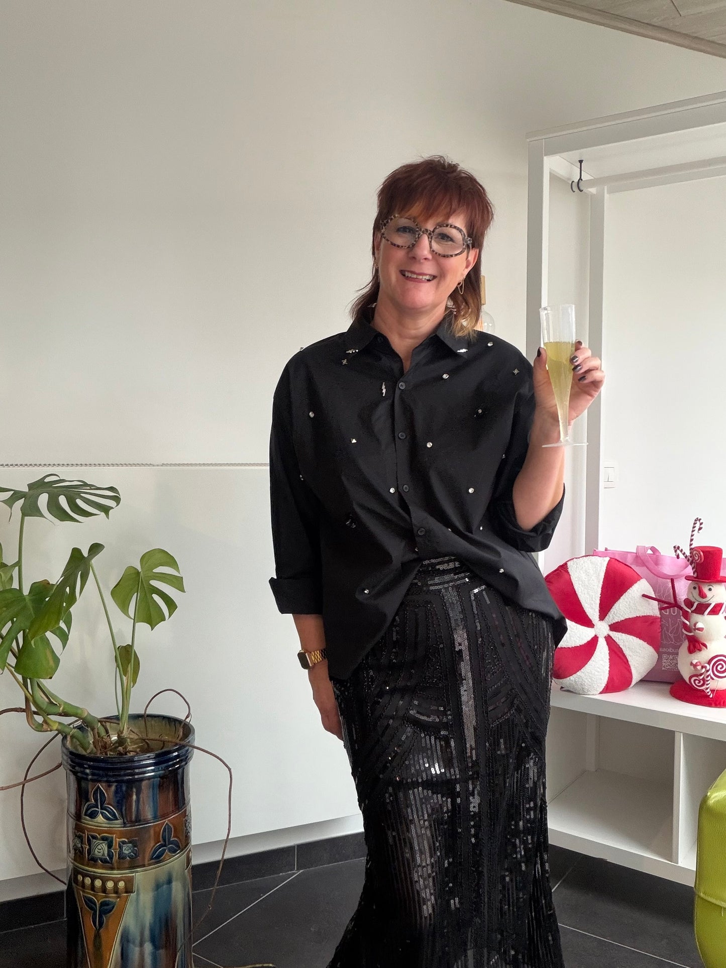 Sequins Statement Skirt – Glam met Klasse ✨