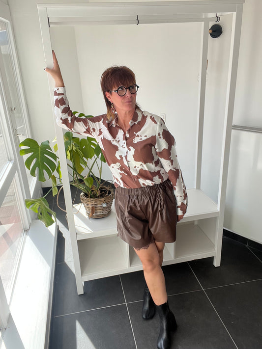 Short in leder