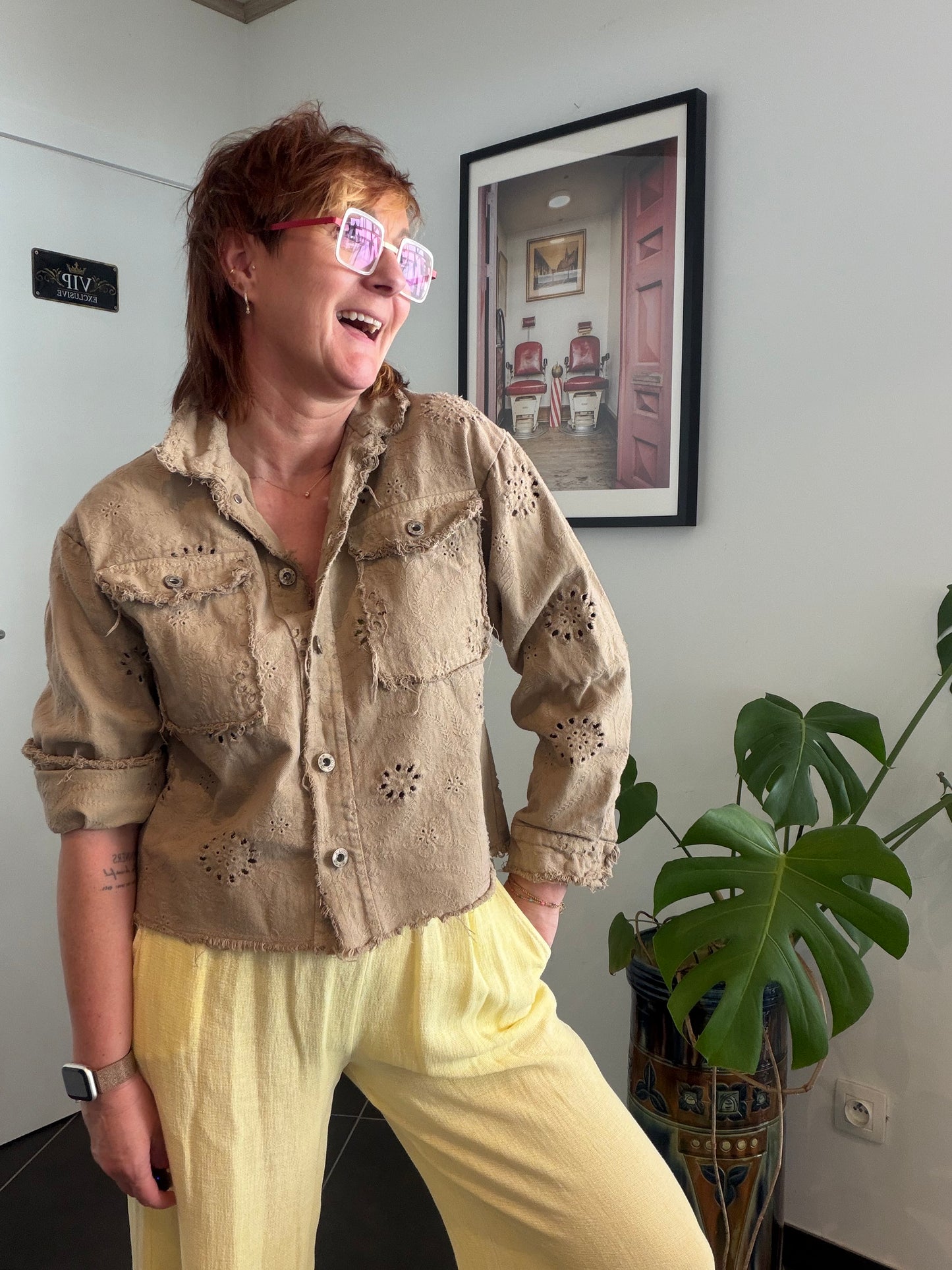 Katoenen Jas met Broderie – Taupe 🤎✨